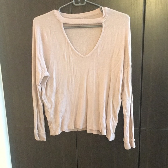 American Eagle Outfitters Tops - American Eagle pink key hole top